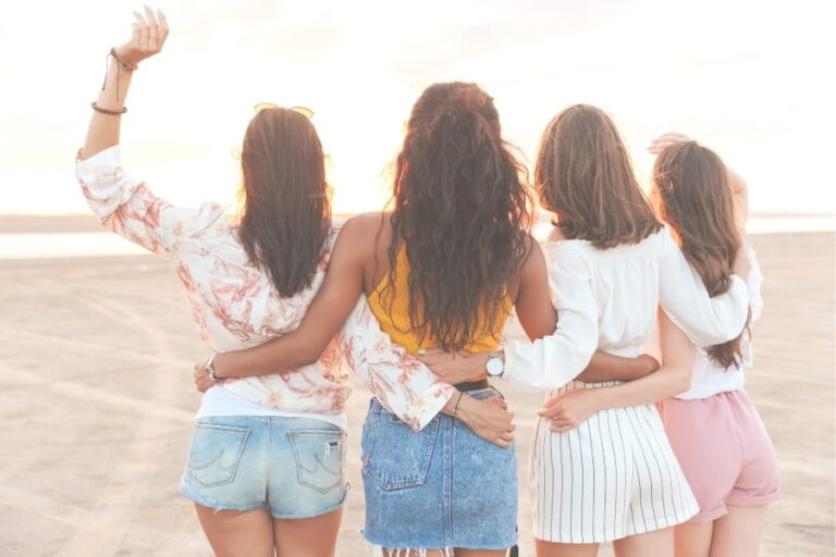Should I Join A Sorority If I’m Shy? 13 Tips for Introverts